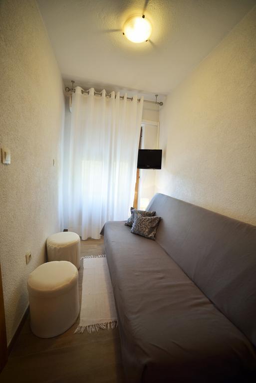 Apartments Dumencic Rab Mundanije Exterior photo